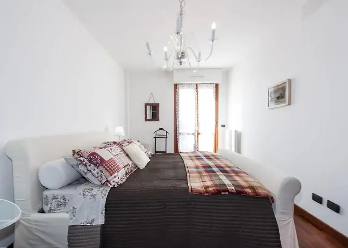 Leopolda Apartmán *